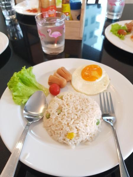 伊亚酒店 巴吞他尼 外观 照片